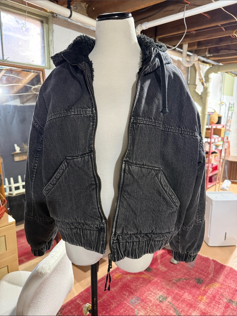 American Eagle Outfitters Black Sherpa-Lined Hooded Zip Jacket L